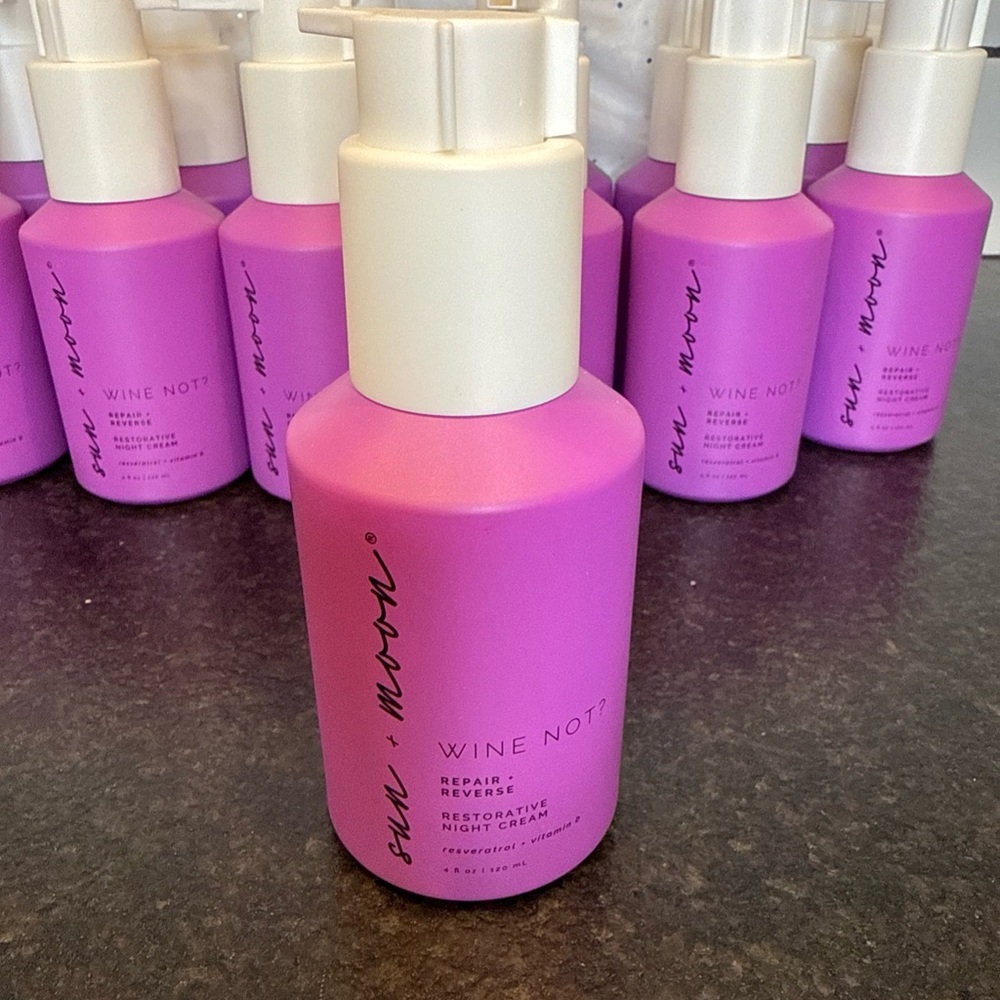 Sun n Moon Wine Not? Restorative Night Cream